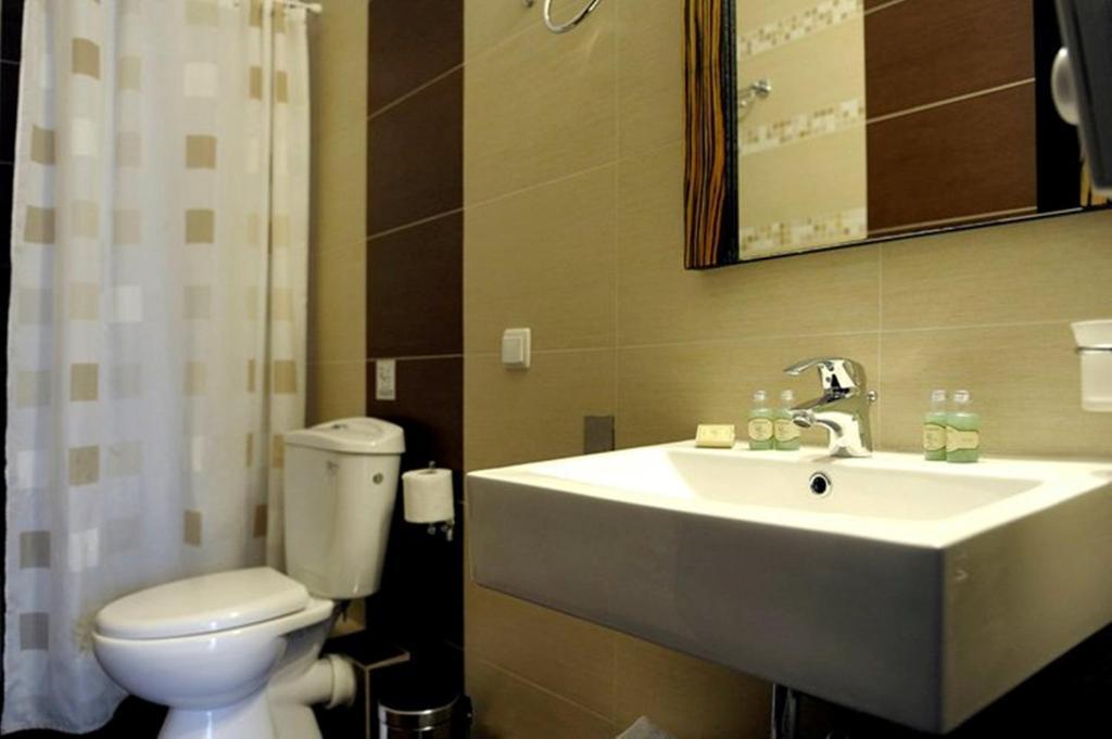 Aerolithos Hotell Adámas Rom bilde
